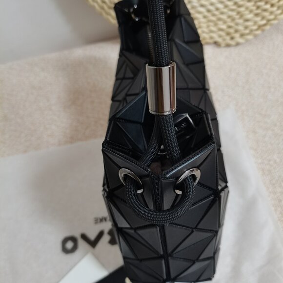 Issey Miyake Black Adjustable Strap Shoulder Bag - Picture 8 of 9